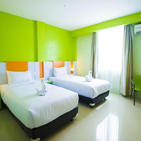 Hannah Hotel Syariah Painan Kültér fotó