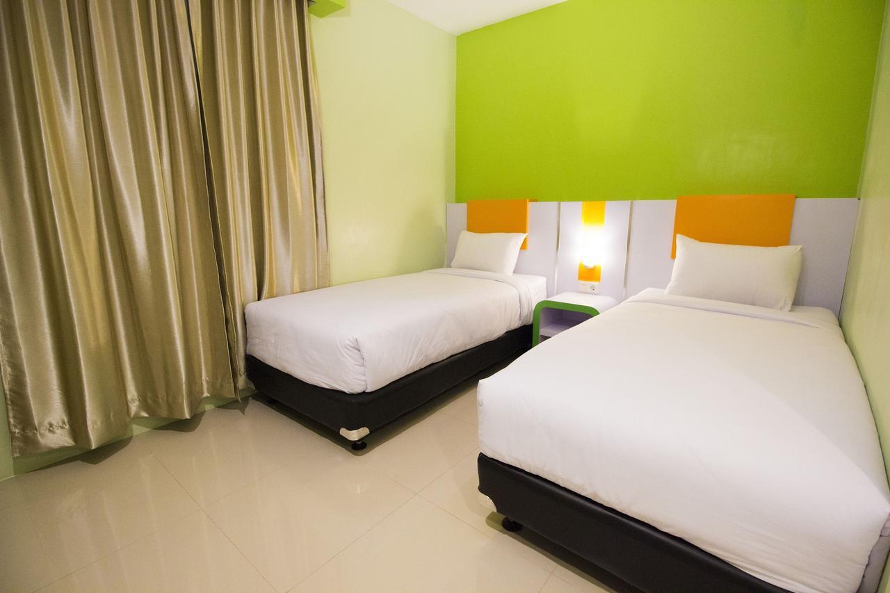 Hannah Hotel Syariah Painan Kültér fotó