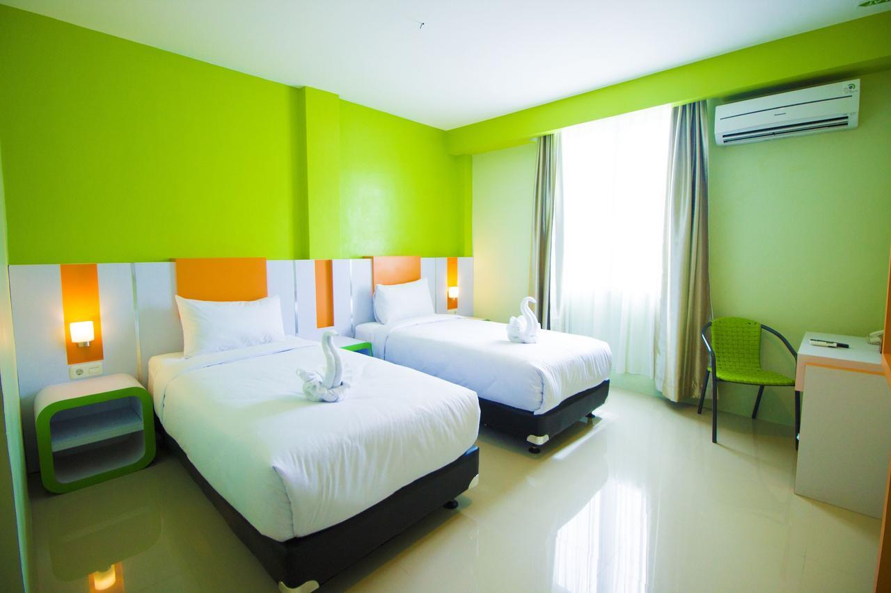 Hannah Hotel Syariah Painan Kültér fotó