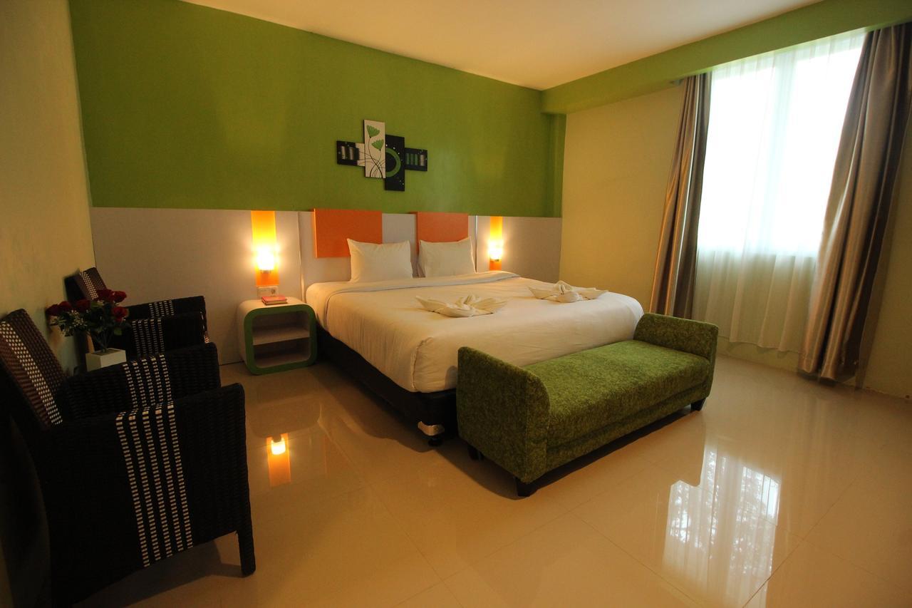 Hannah Hotel Syariah Painan Kültér fotó