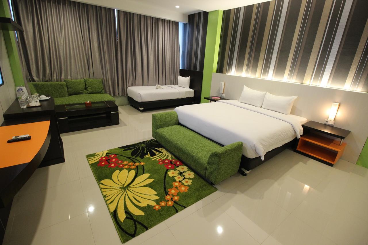 Hannah Hotel Syariah Painan Kültér fotó